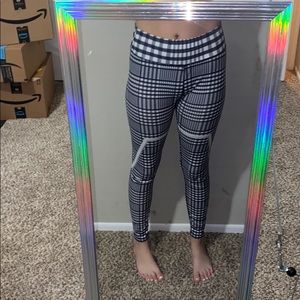 Plaid workout leggings